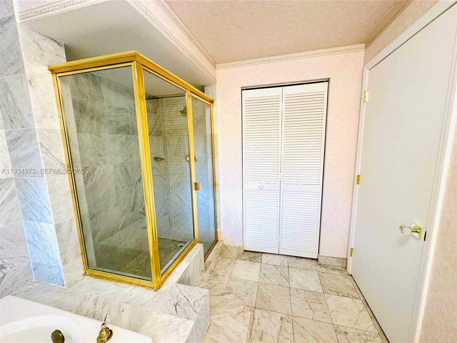 Small Image of 2600 SEGOVIA ST #701, Coral Gables Number 43