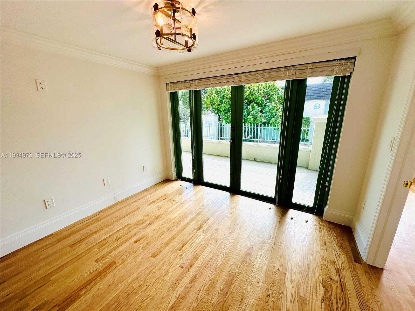 Small Image of 2600 SEGOVIA ST #701, Coral Gables Number 7