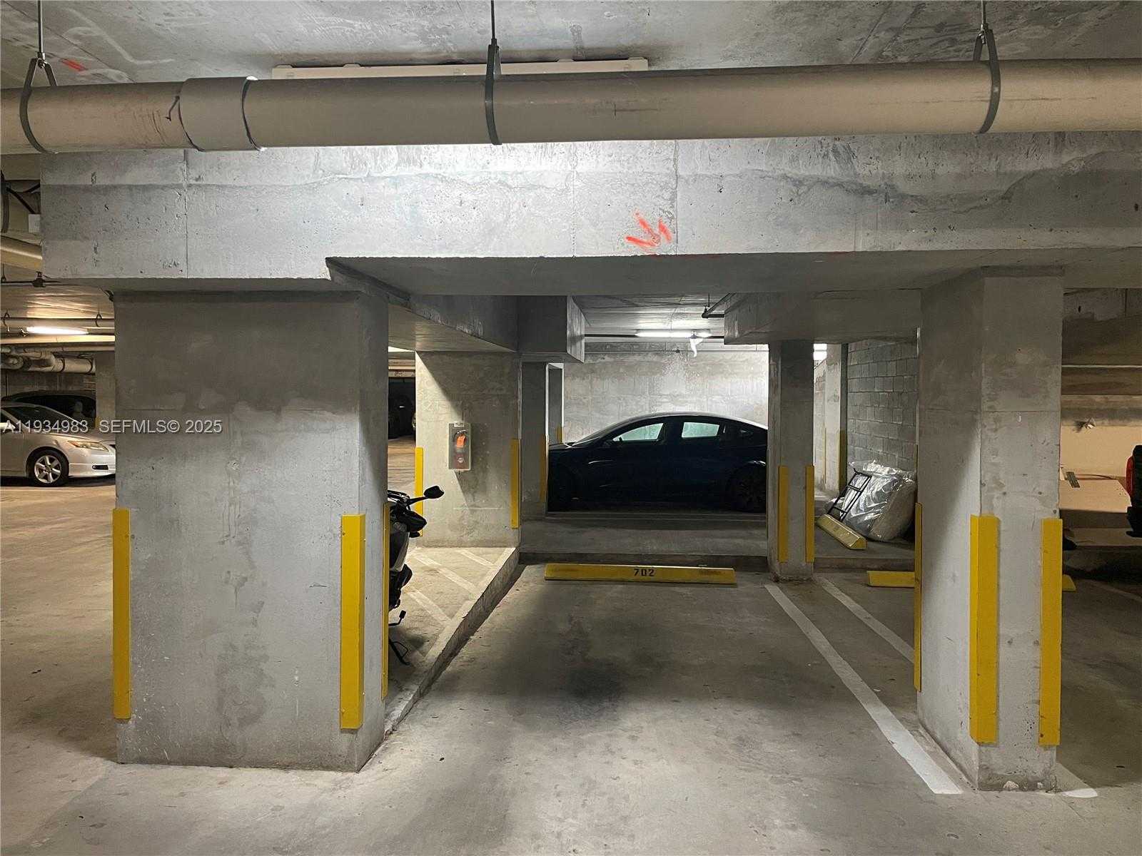 Small Image of 2740 SOUTH WEST 28TH TER #702, Miami Number 22