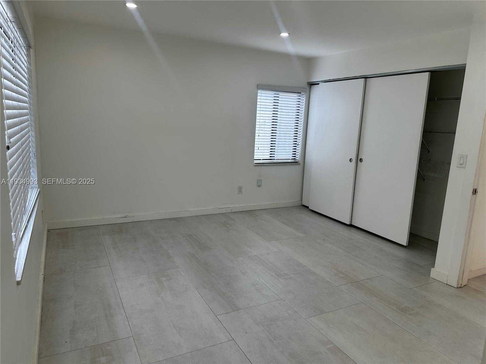 Small Image of 2832 SOUTH WEST 124TH CT, Miami Number 14