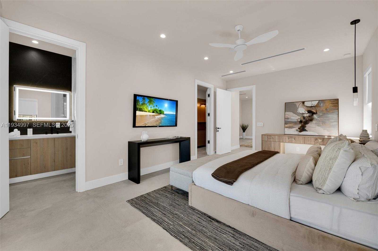 Small Image of 921 NORTH EAST 17TH TER #B, Fort Lauderdale Number 29