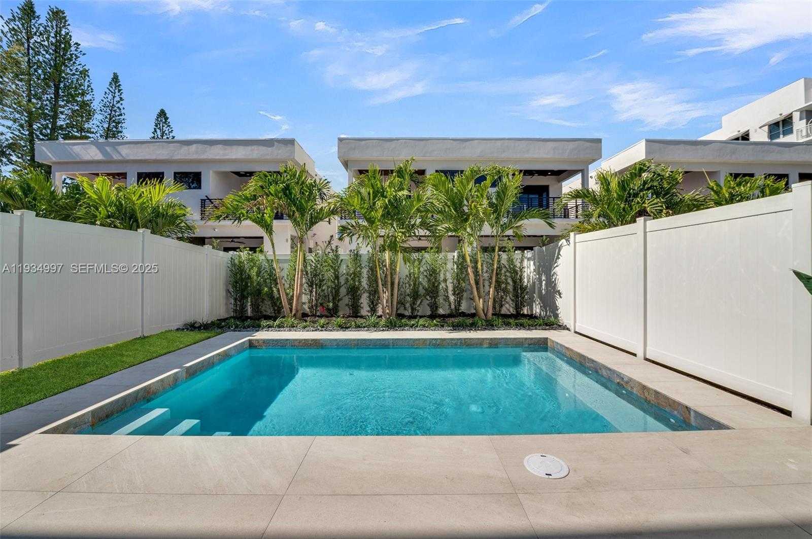 Small Image of 921 NORTH EAST 17TH TER #B, Fort Lauderdale Number 47