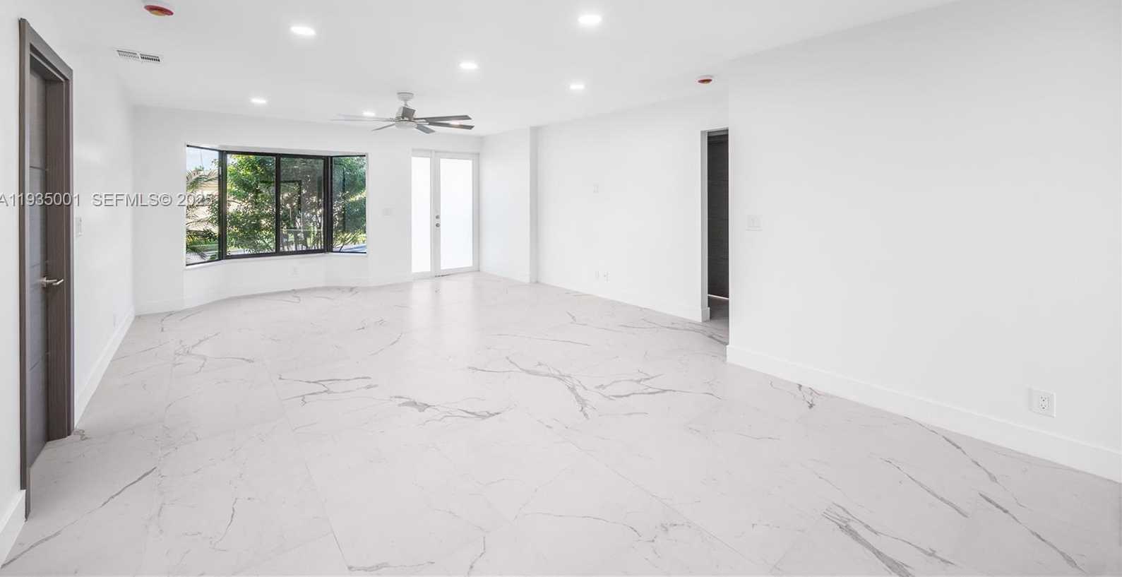 Small Image of 218 SOUTH EAST 2ND ST, Dania Beach Number 10