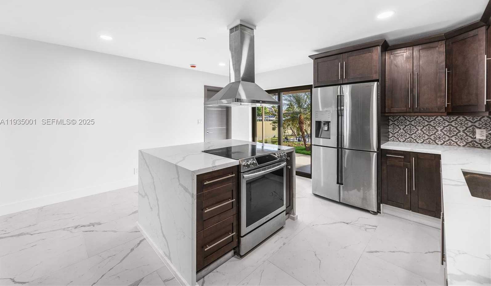 Small Image of 218 SOUTH EAST 2ND ST, Dania Beach Number 15