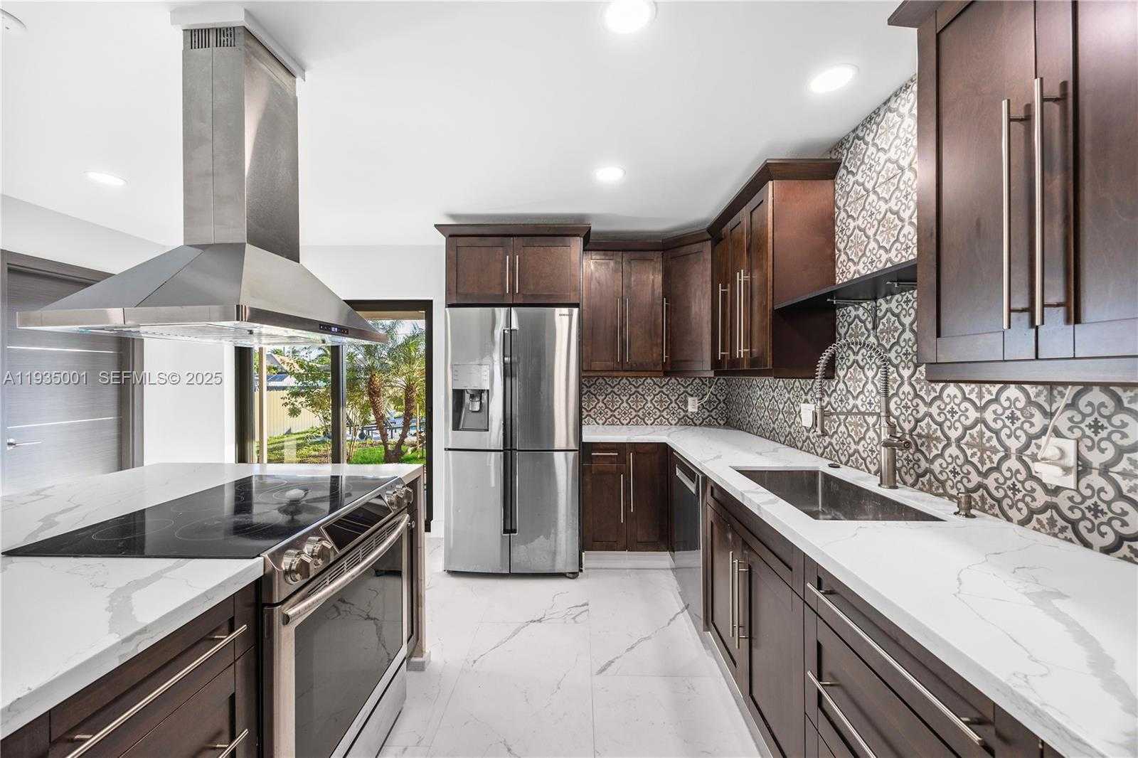 Small Image of 218 SOUTH EAST 2ND ST, Dania Beach Number 16