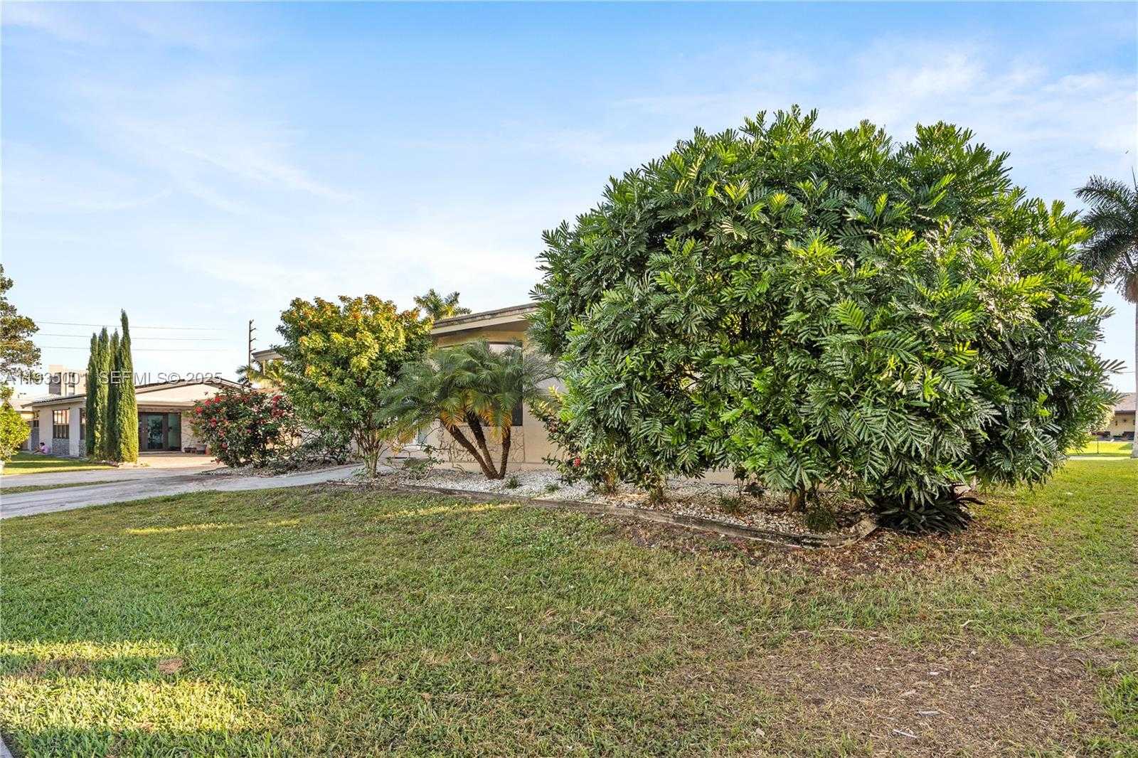 Small Image of 218 SOUTH EAST 2ND ST, Dania Beach Number 5