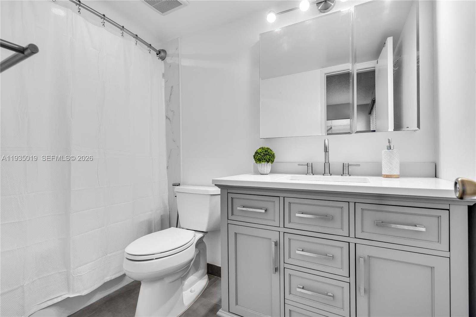 Small Image of 341 WEST PARK DR #203-15, Miami Number 3