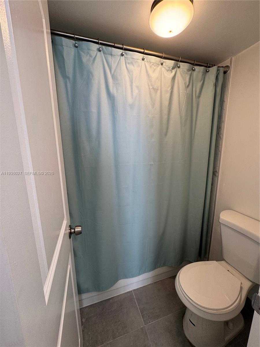 Small Image of 16710 NORTH EAST 9TH AVE #305, North Miami Beach Number 12