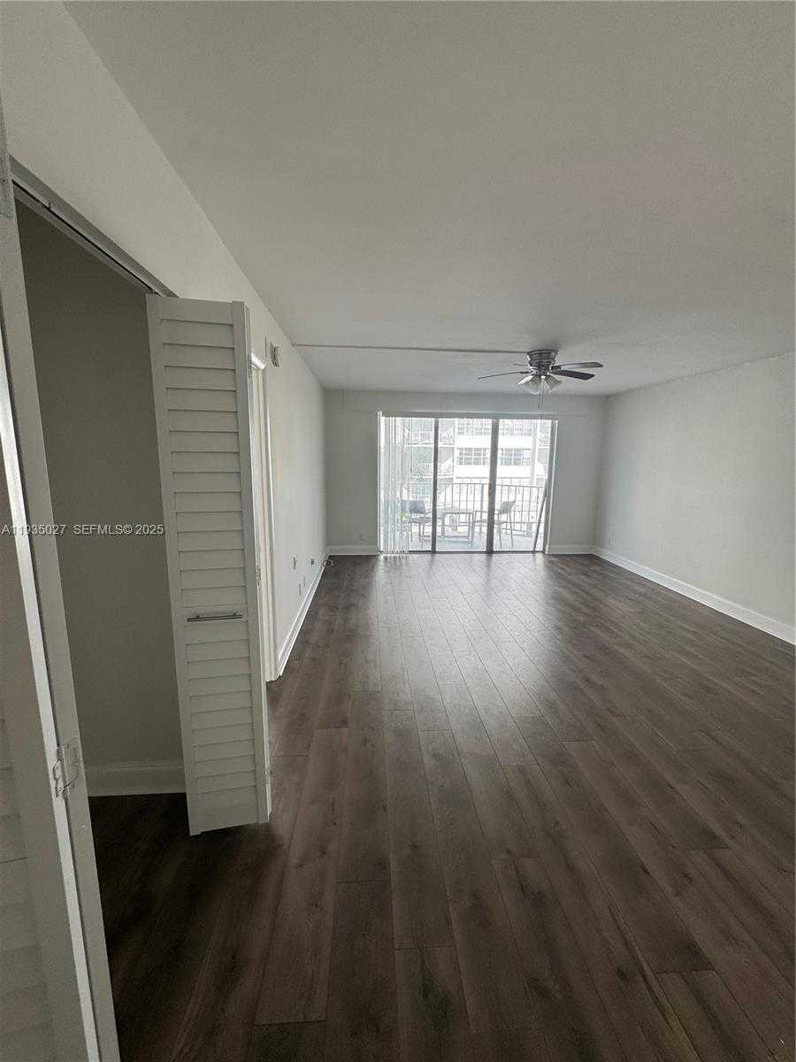 Small Image of 16710 NORTH EAST 9TH AVE #305, North Miami Beach Number 6