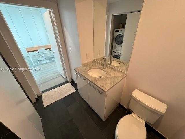 Small Image of 900 BISCAYNE BLVD #5605, Miami Number 11