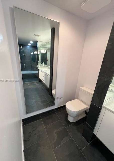 Small Image of 900 BISCAYNE BLVD #5605, Miami Number 24