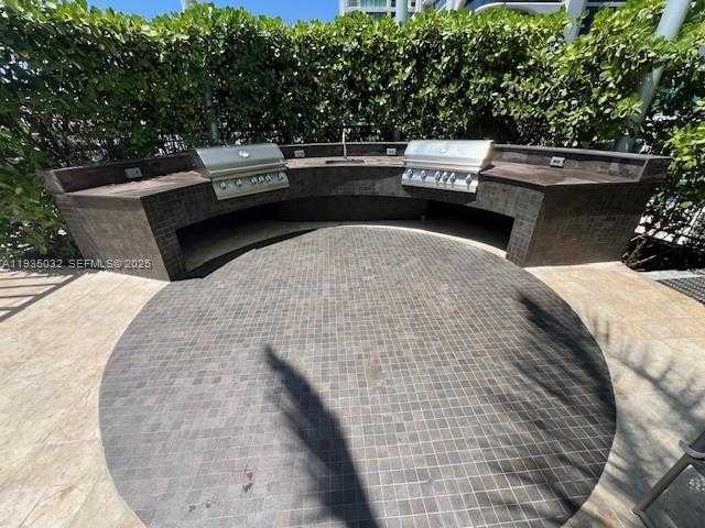 Small Image of 900 BISCAYNE BLVD #5605, Miami Number 36