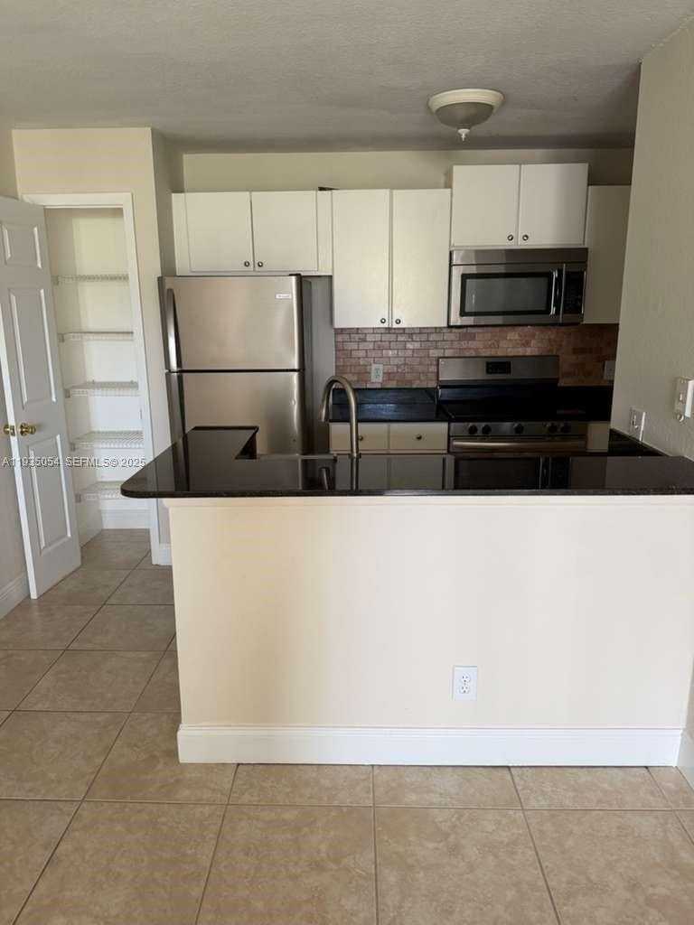 Small Image of 1705 PALM COVE BLVD #1-206, Delray Beach Number 6