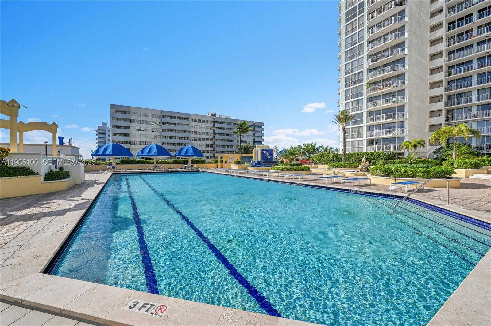 Small Image of 7601 EAST TREASURE DR #920, North Bay Village Number 35