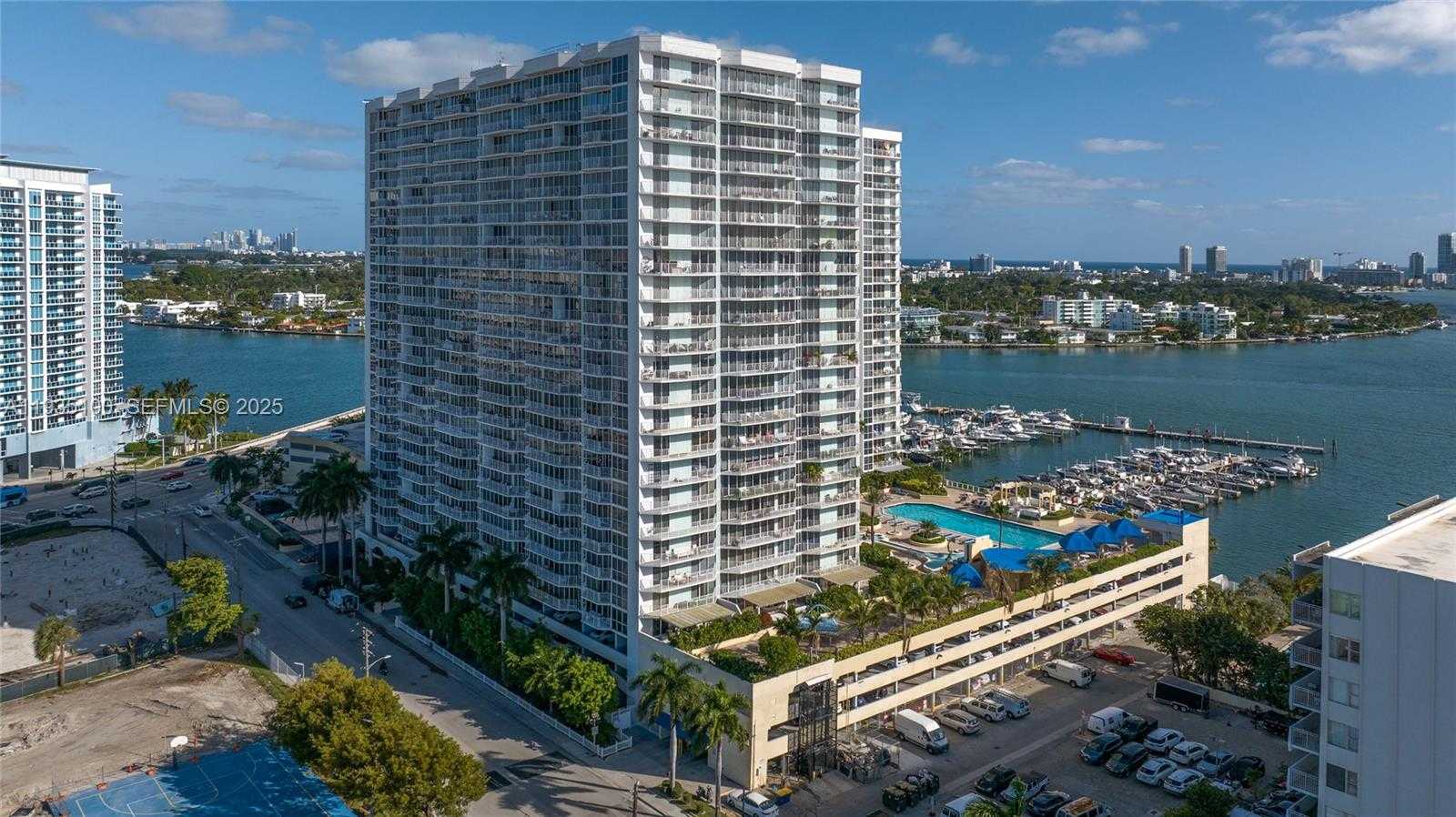 Small Image of 7601 EAST TREASURE DR #920, North Bay Village Number 41