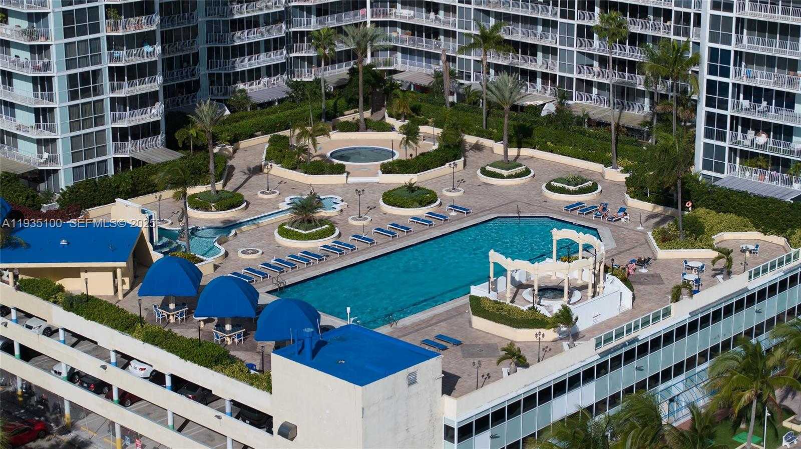 Small Image of 7601 EAST TREASURE DR #920, North Bay Village Number 53