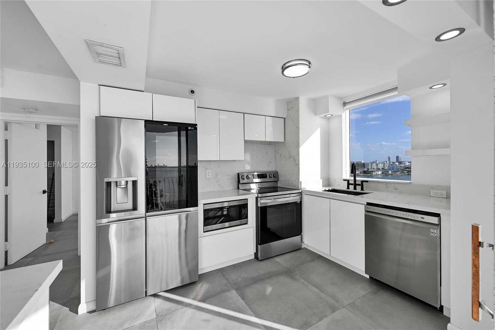 Small Image of 7601 EAST TREASURE DR #920, North Bay Village Number 7