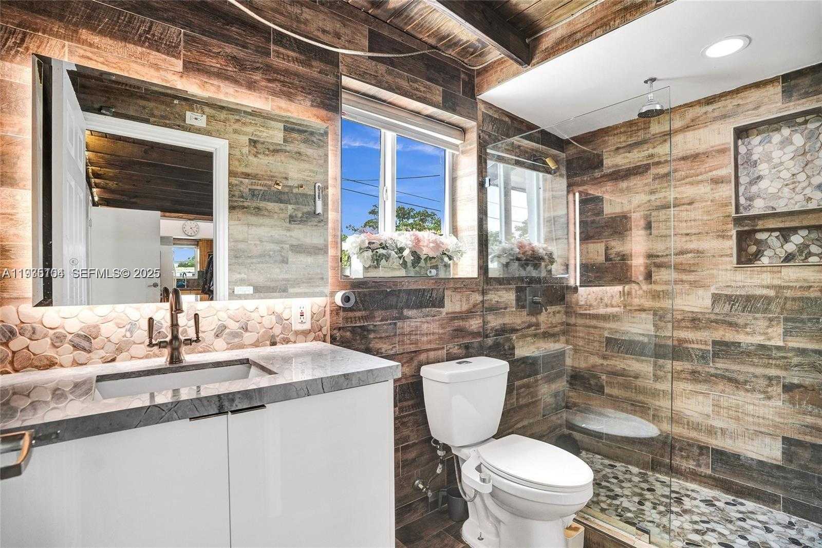 Small Image of 4185 SOUTH WEST 49TH CT, Dania Beach Number 10