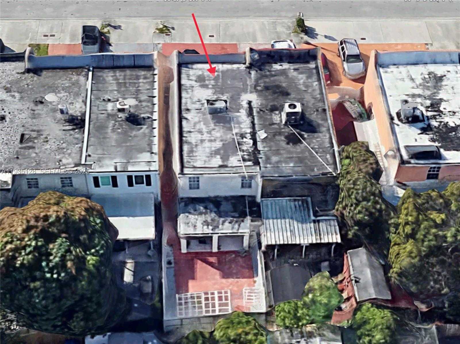 Small Image of 895 WEST 79TH PL, Hialeah Number 29