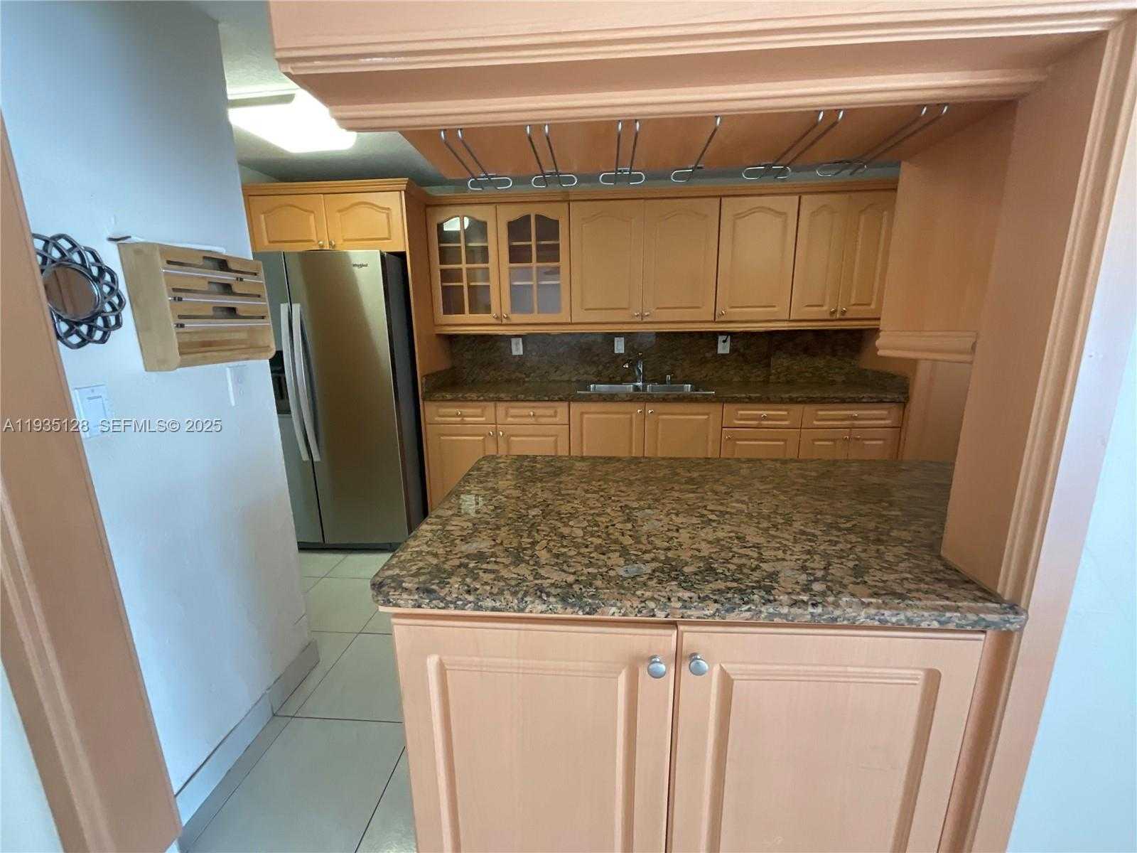 Small Image of 895 WEST 79TH PL, Hialeah Number 8