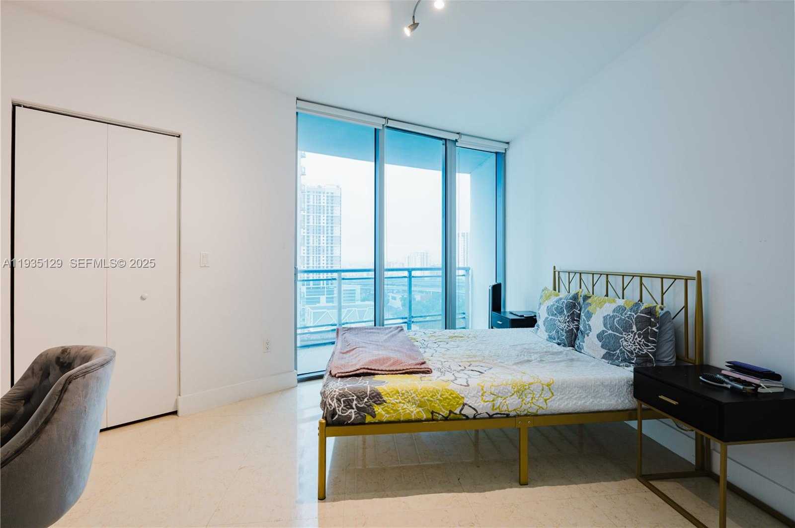 Small Image of 350 SOUTH MIAMI AVE #1814, Miami Number 11