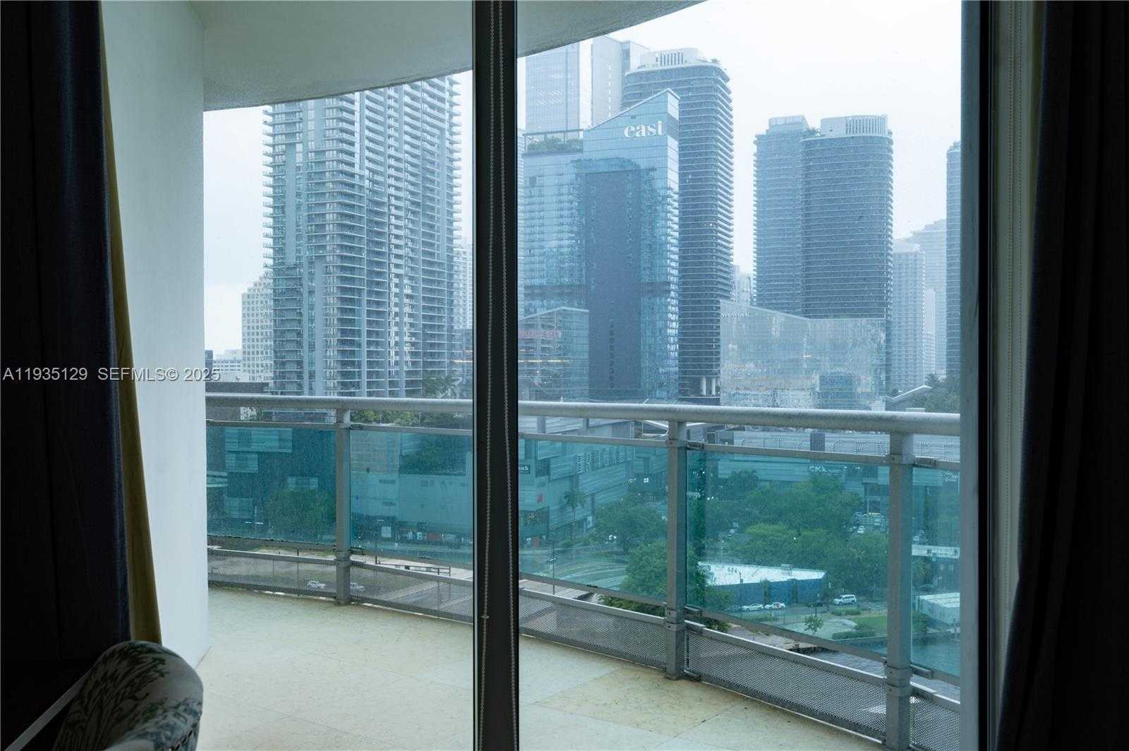 Small Image of 350 SOUTH MIAMI AVE #1814, Miami Number 21