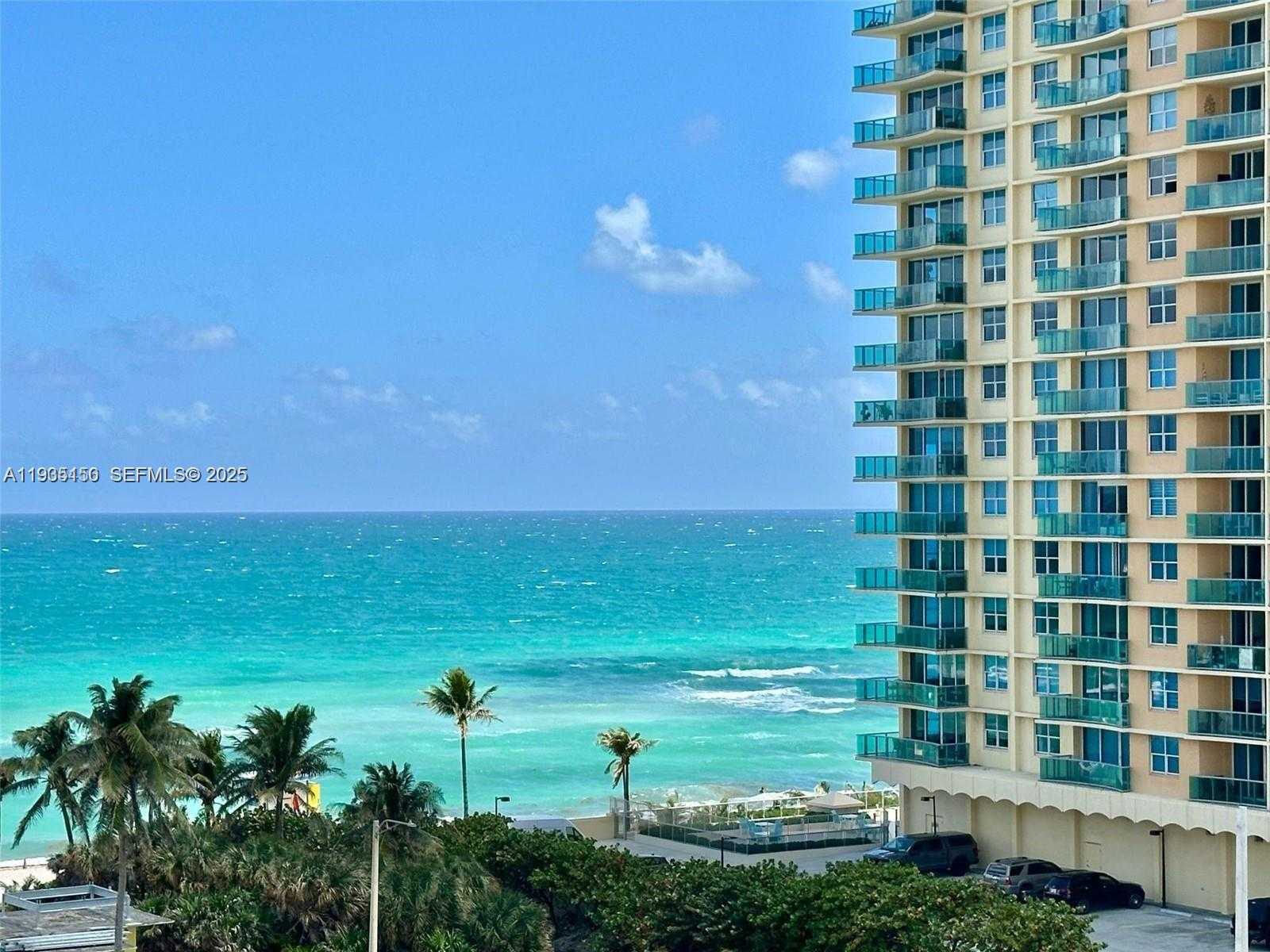 Small Image of 2401 SOUTH OCEAN DR #707, Hollywood Number 8
