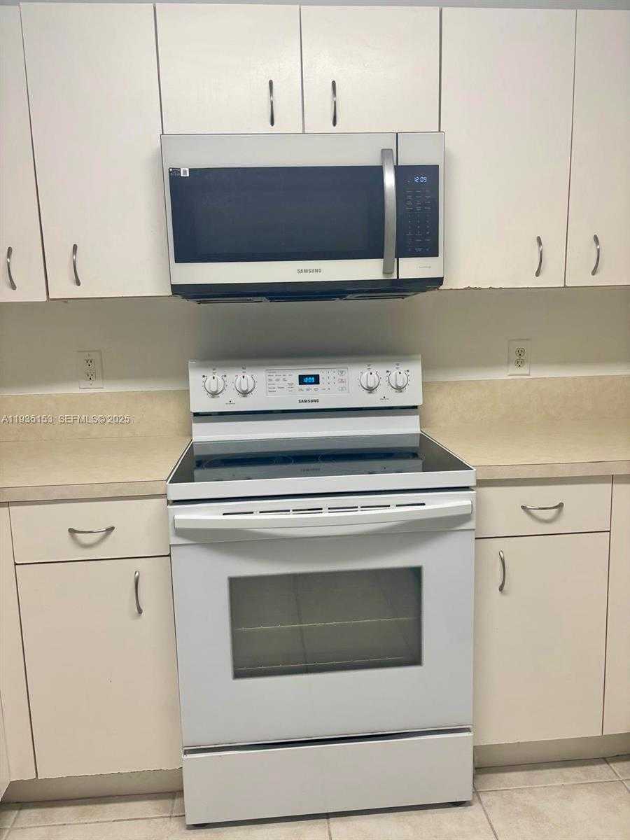 Small Image of 17151 NORTH WEST 23RD ST #17151, Pembroke Pines Number 6