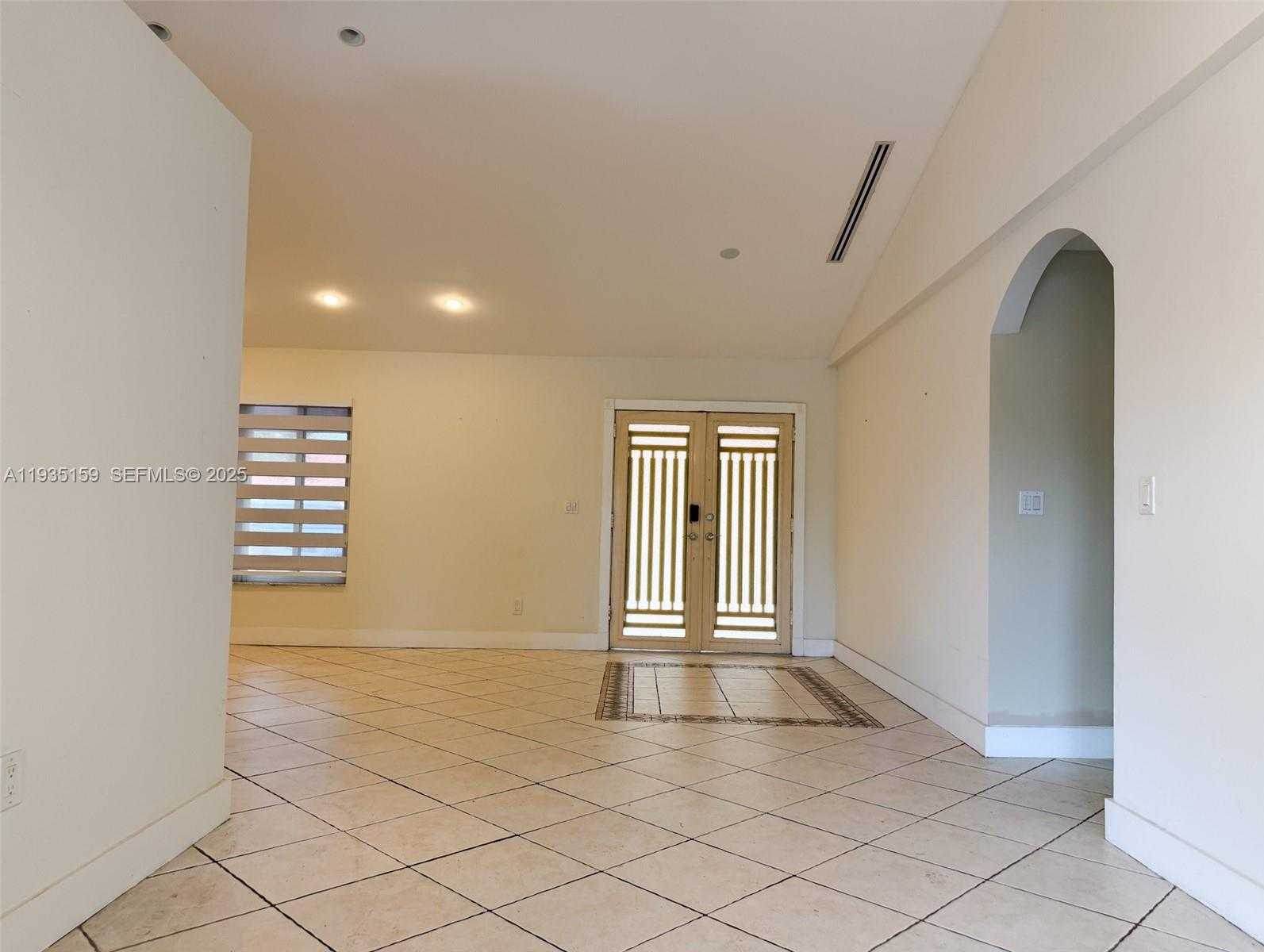 Small Image of 12250 SOUTH WEST 2ND ST, Miami Number 7