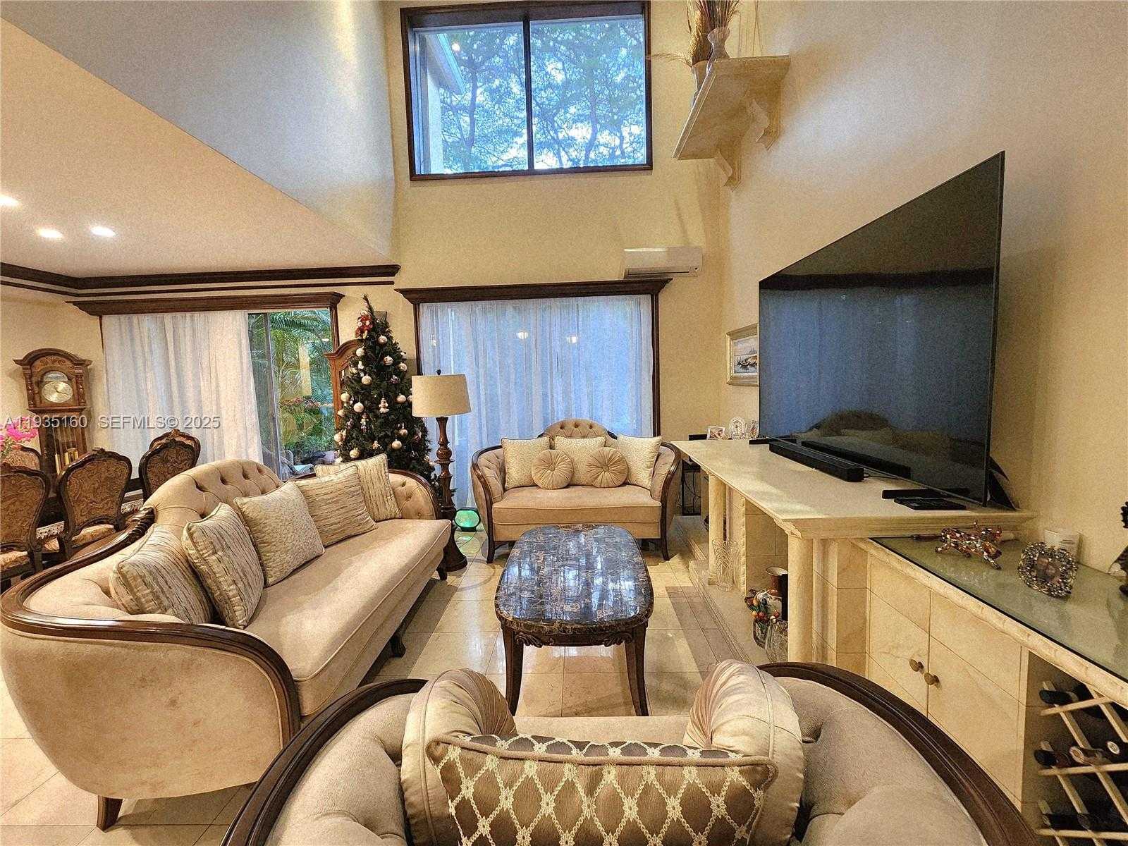 Small Image of 21028 NORTH EAST 34TH CT #21028, Aventura Number 13