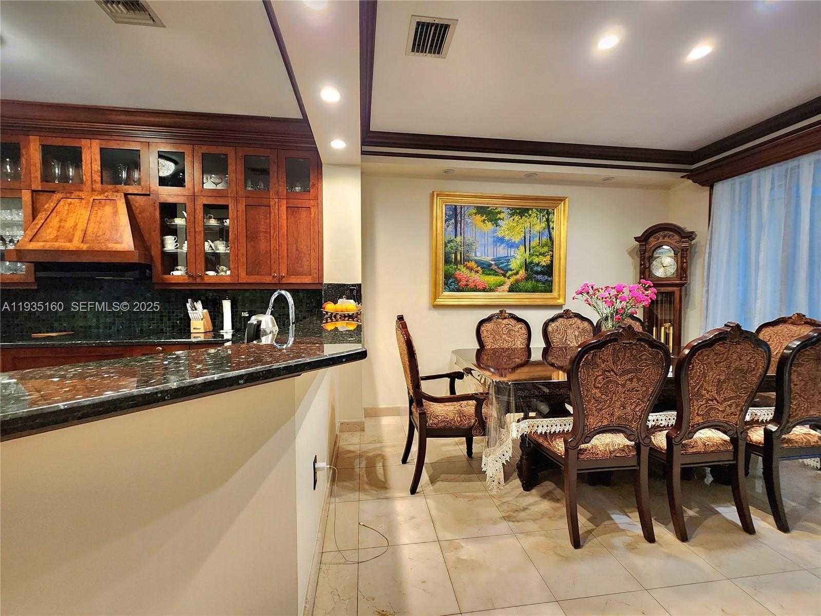 Small Image of 21028 NORTH EAST 34TH CT #21028, Aventura Number 6