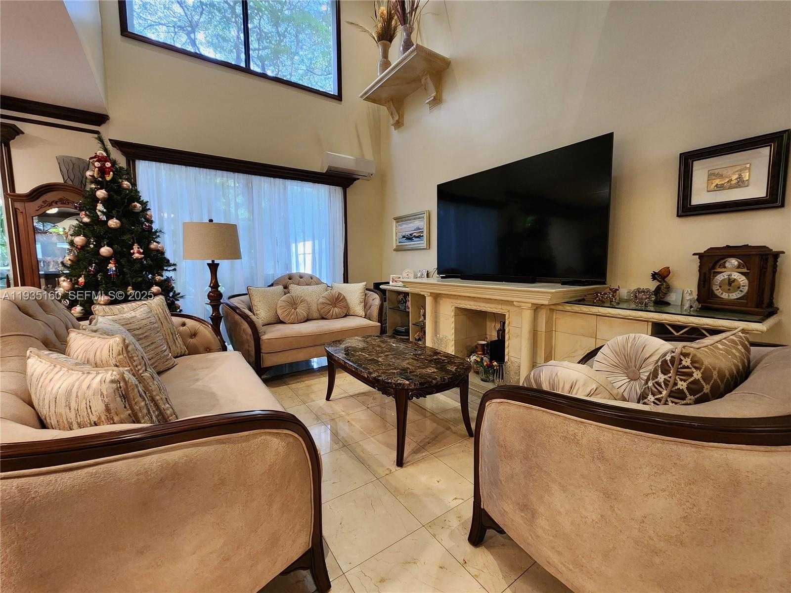 Small Image of 21028 NORTH EAST 34TH CT #21028, Aventura Number 9