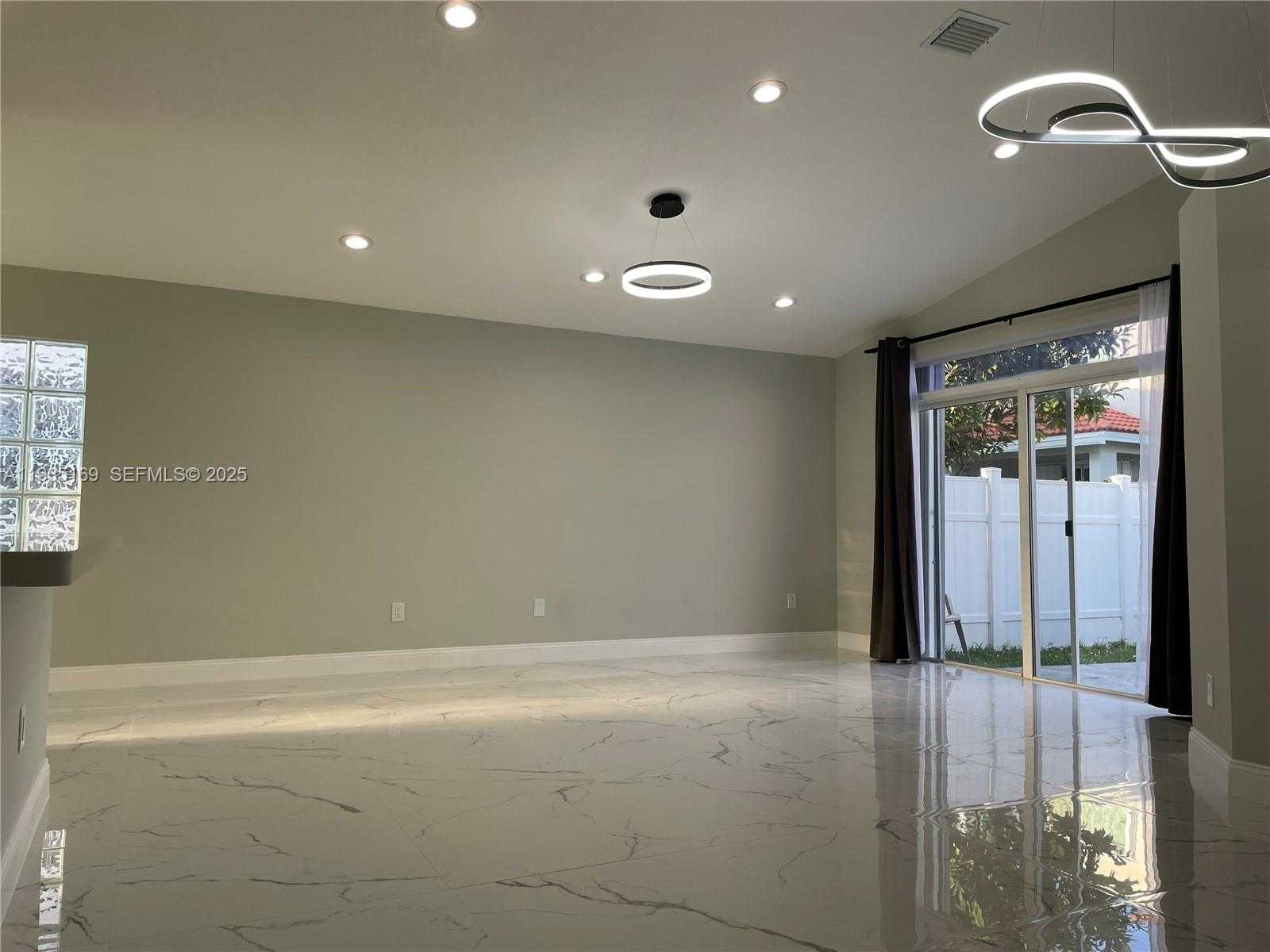 Small Image of 1775 NORTH WEST 166TH AVE, Pembroke Pines Number 4