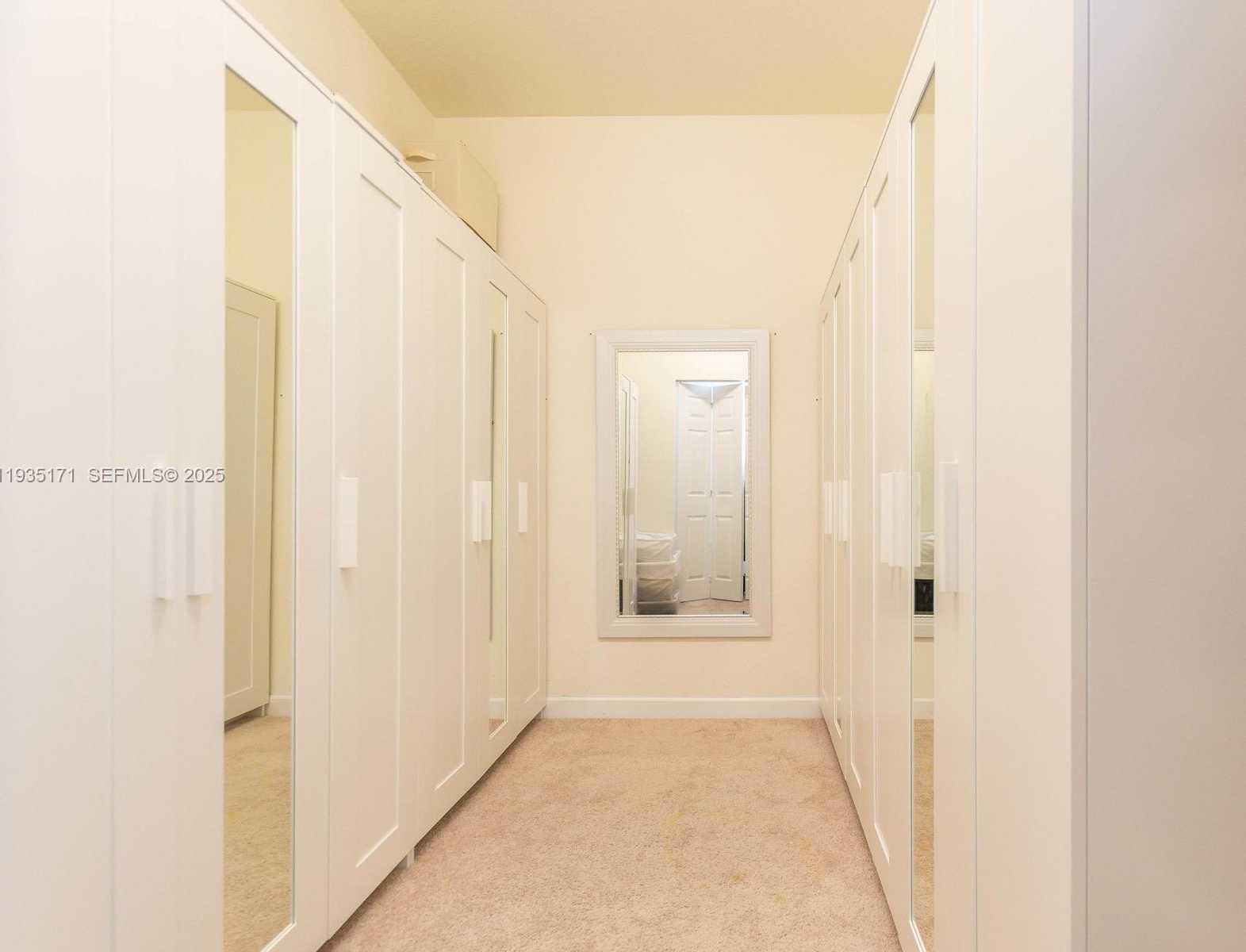 Small Image of 12320 SOUTH VILLAGE CIR #12320, Davie Number 20