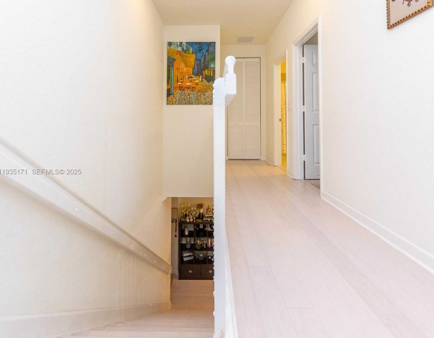 Small Image of 12320 SOUTH VILLAGE CIR #12320, Davie Number 26