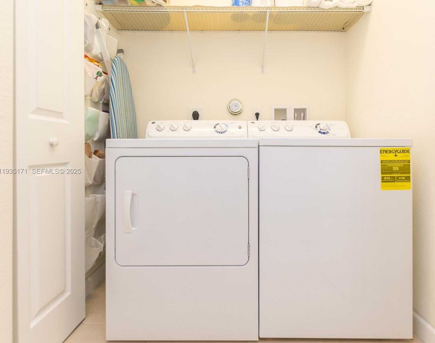 Small Image of 12320 SOUTH VILLAGE CIR #12320, Davie Number 27