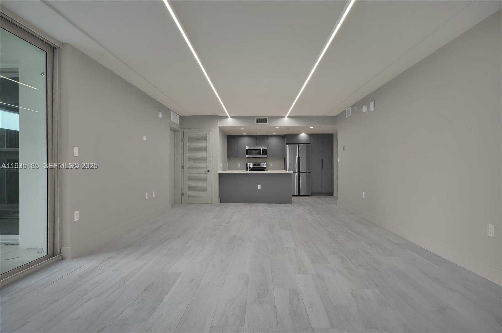 Small Image of 1150 101ST ST #503, Bay Harbor Islands Number 5