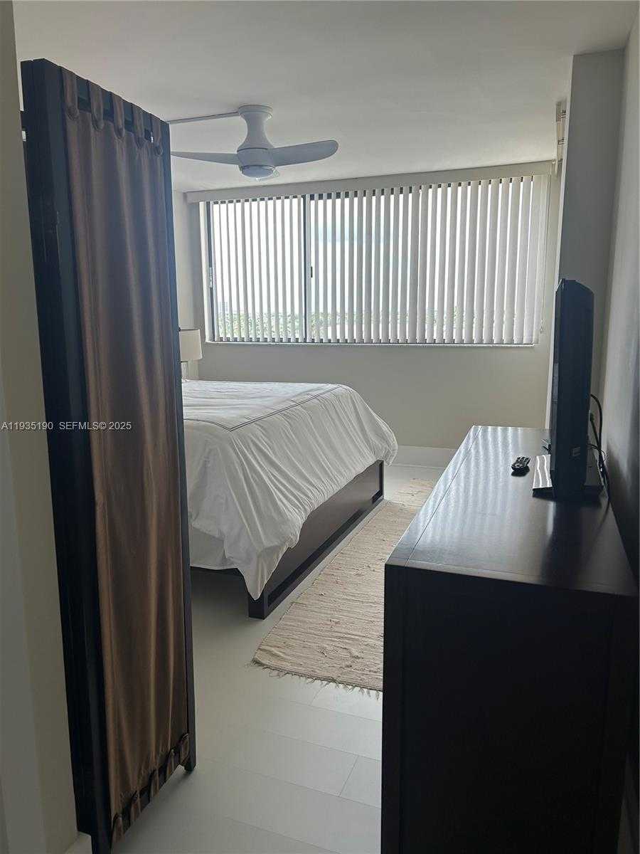 Small Image of 1300 SOUTH HIGHWAY A1A #424, Jupiter Number 14