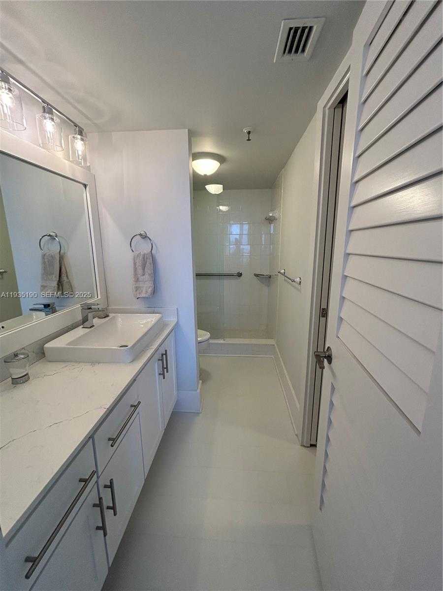 Small Image of 1300 SOUTH HIGHWAY A1A #424, Jupiter Number 15