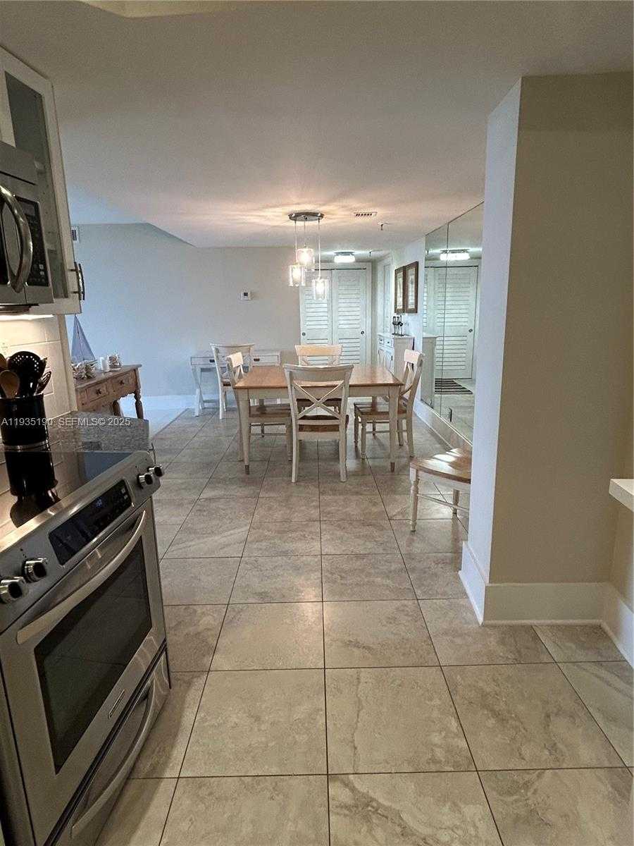 Small Image of 1300 SOUTH HIGHWAY A1A #424, Jupiter Number 17