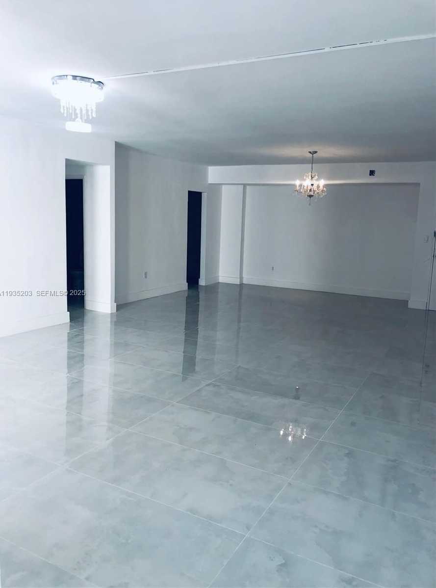Small Image of 10185 COLLINS AVE #616, Bal Harbour Number 3