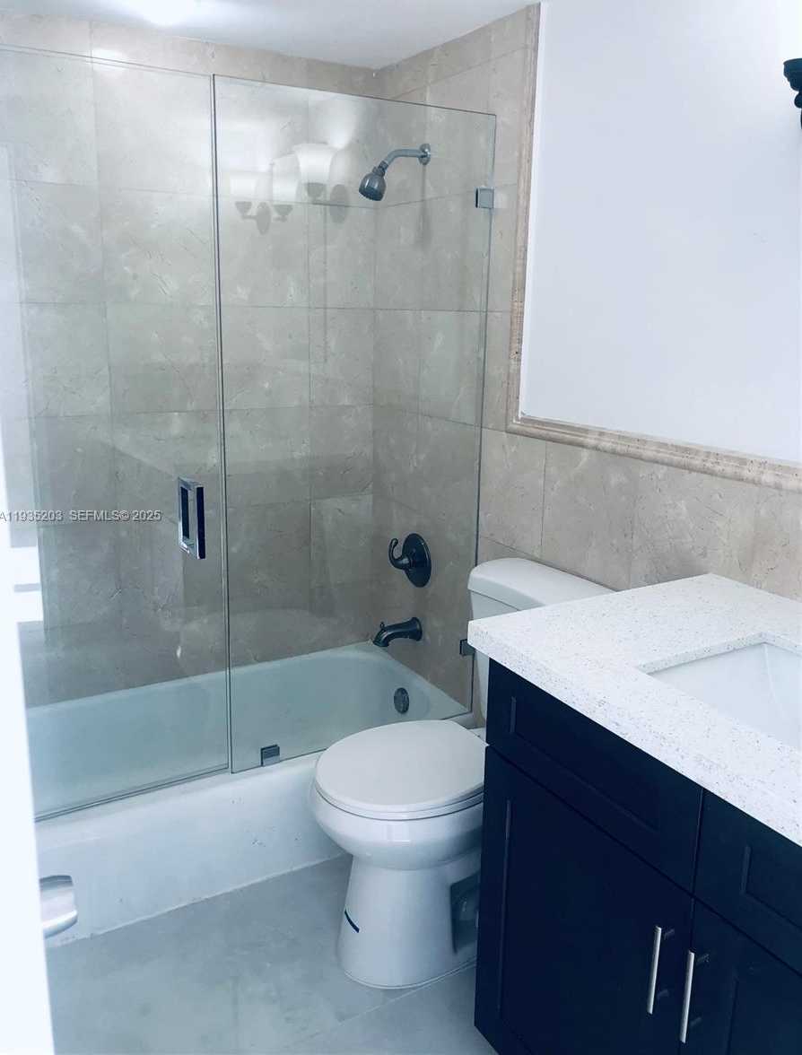 Small Image of 10185 COLLINS AVE #616, Bal Harbour Number 4