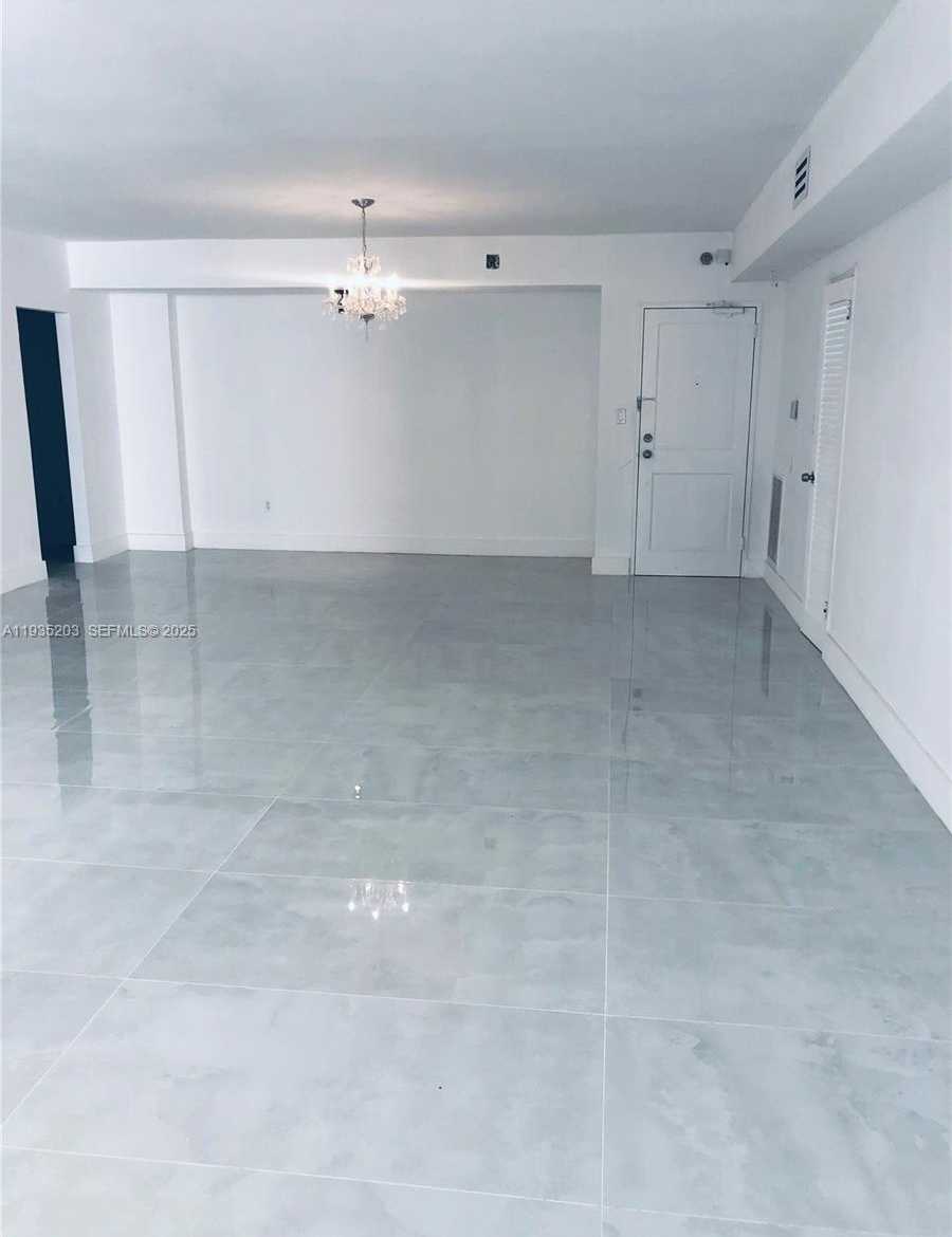 Small Image of 10185 COLLINS AVE #616, Bal Harbour Number 5