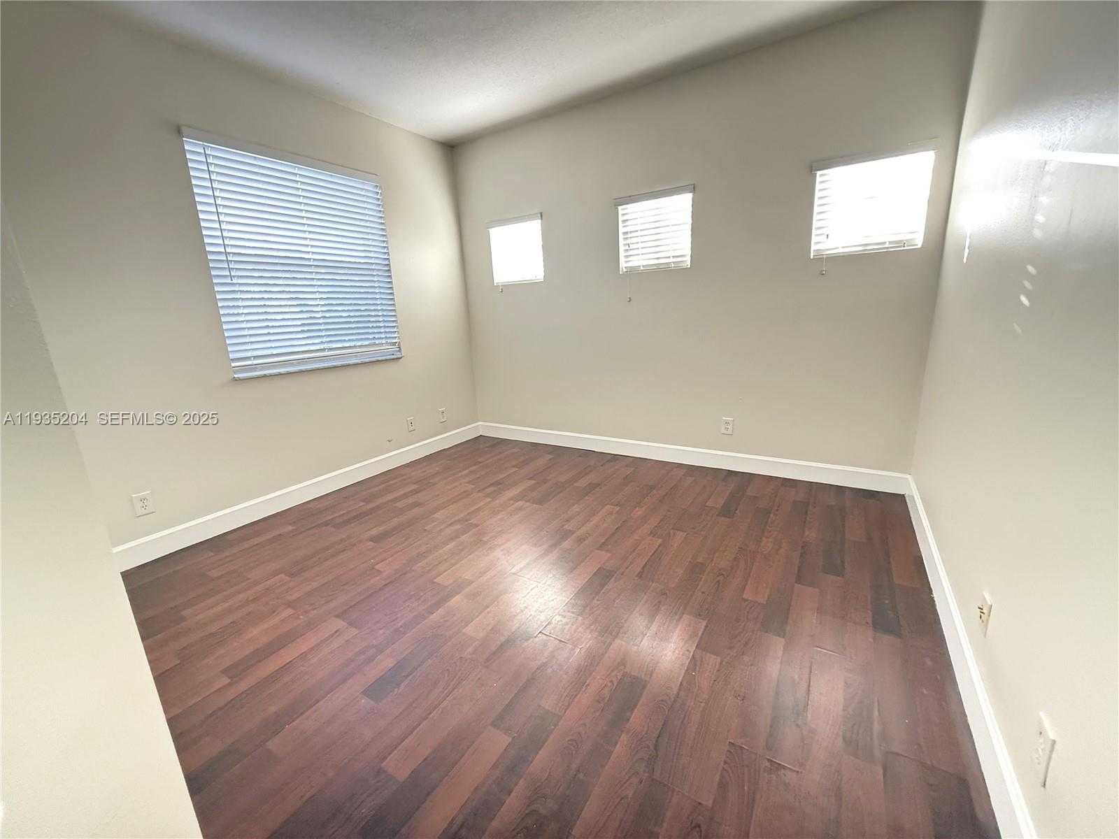 Small Image of 5081 SOUTH WEST 136TH TER, Miramar Number 16