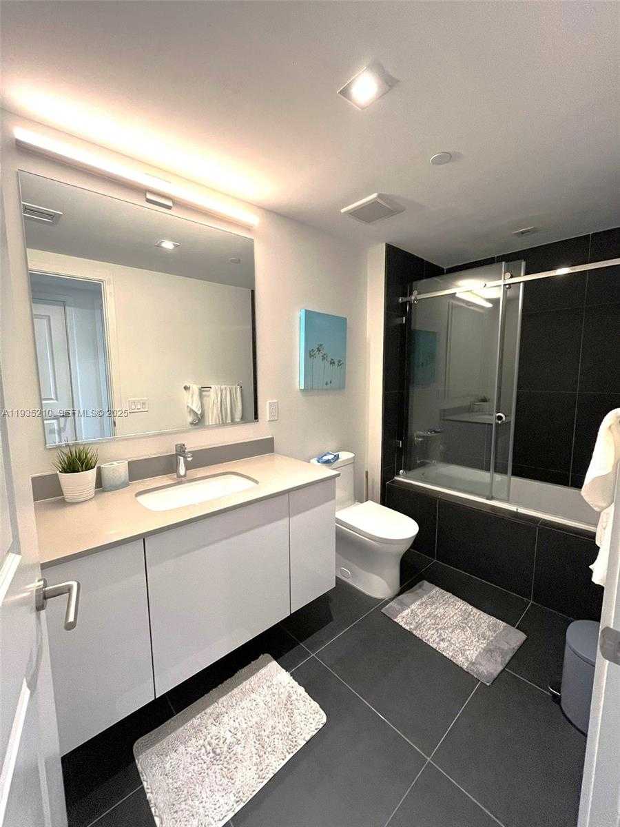 Small Image of 1600 NORTH EAST 1ST AVE #3606, Miami Number 13