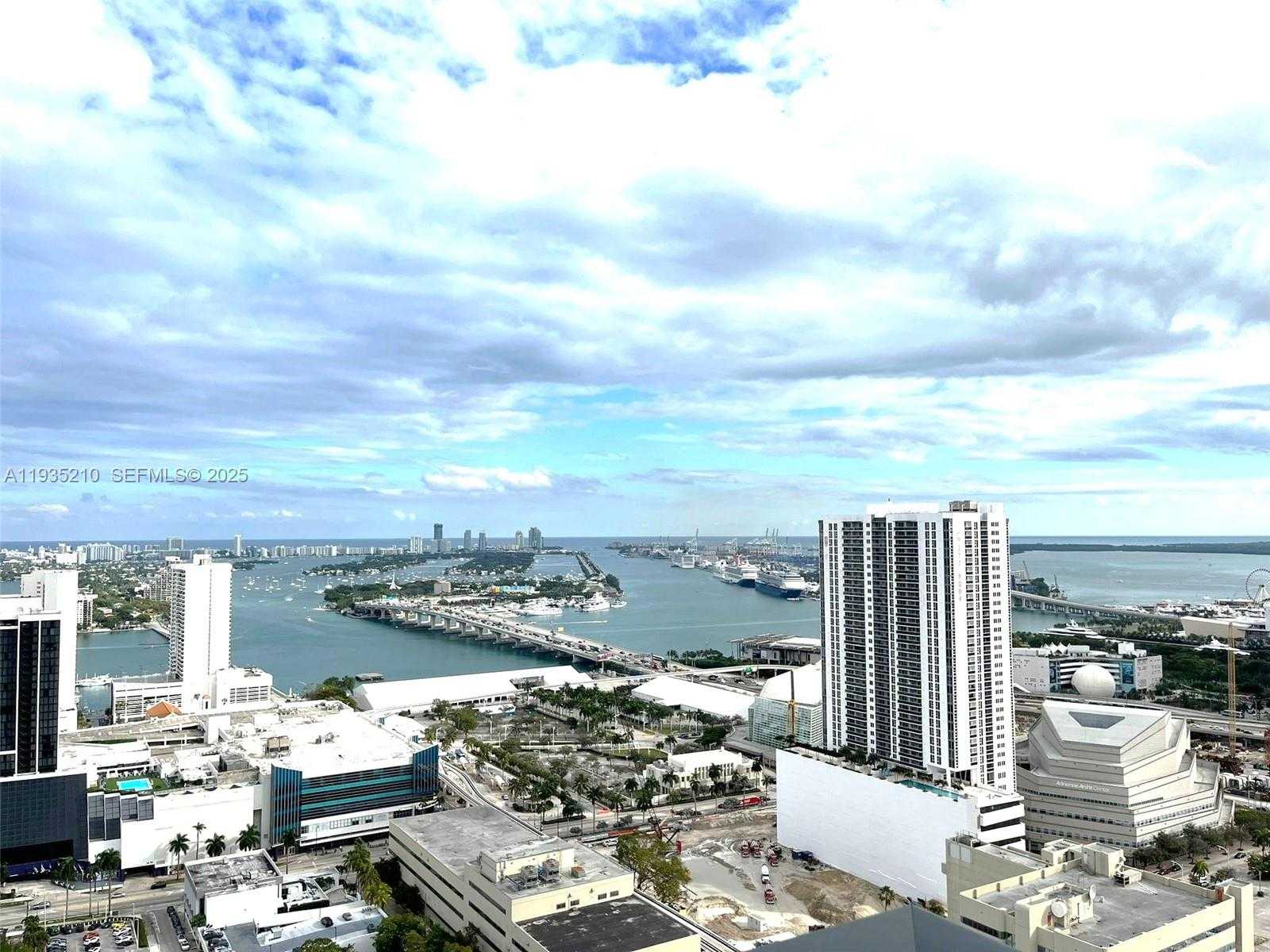 Small Image of 1600 NORTH EAST 1ST AVE #3606, Miami Number 17