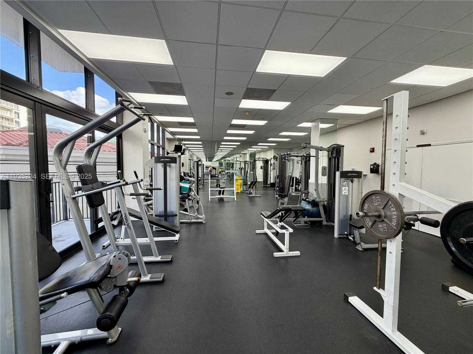 Small Image of 1450 BRICKELL BAY DR #907, Miami Number 26