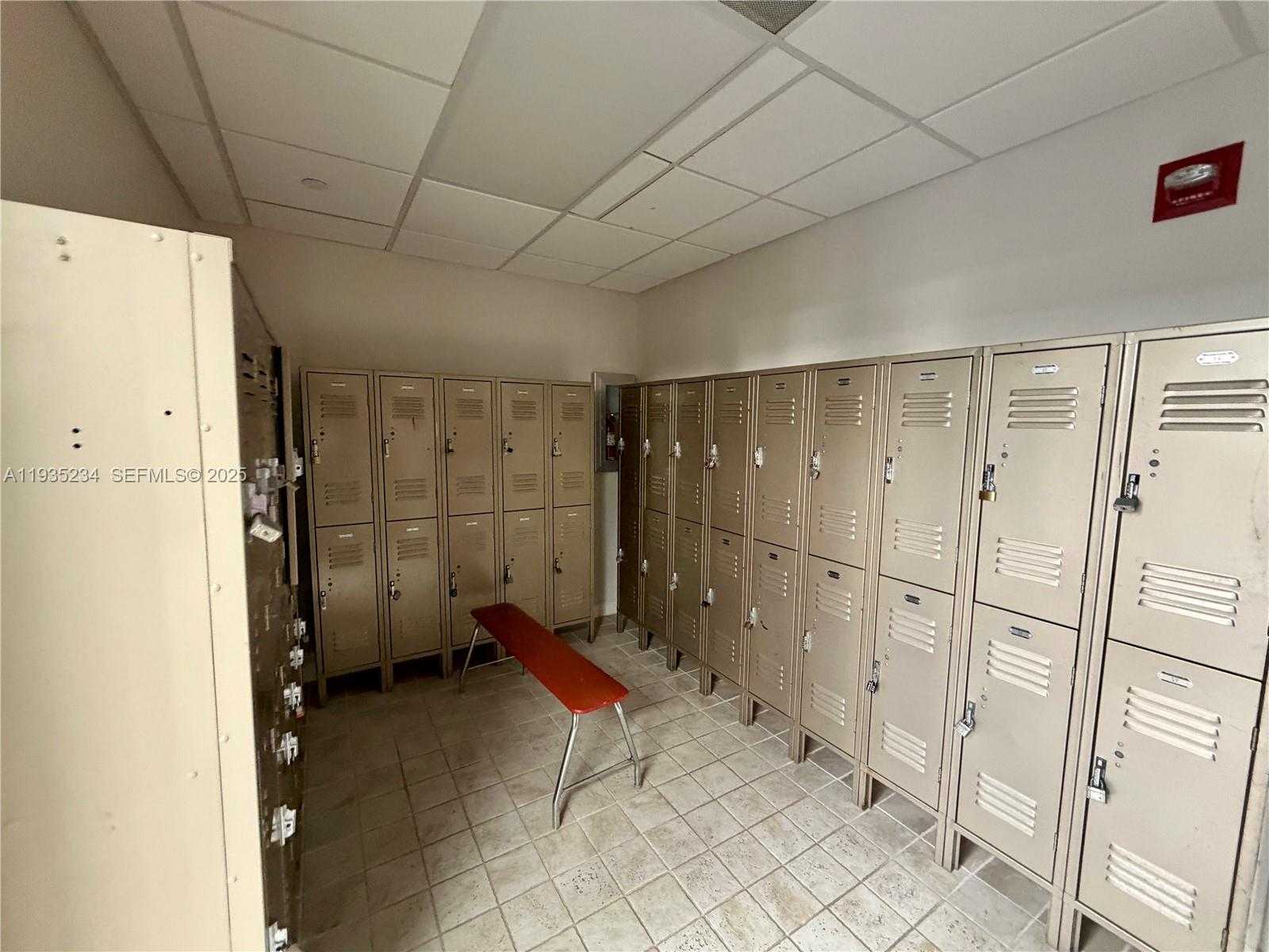 Small Image of 1450 BRICKELL BAY DR #907, Miami Number 29