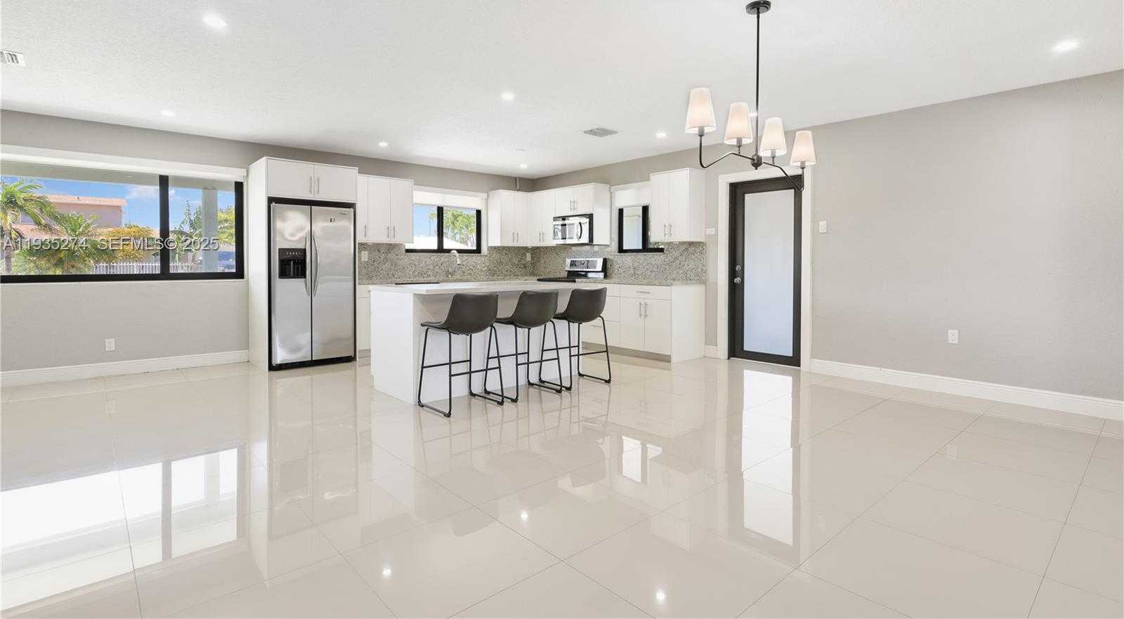 Small Image of 4165 WEST 5TH LN, Hialeah Number 11