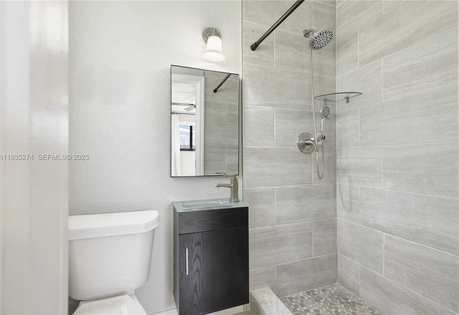 Small Image of 4165 WEST 5TH LN, Hialeah Number 18